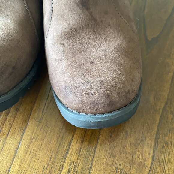 Ugg Suede Clogs (Mules) Sherpa lined | size 9 - Picture 2 of 7